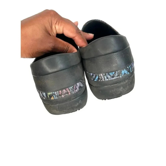 Crocs Womens Neria Pro 2 Graphic Clog SIZE 9 - Picture 4 of 6